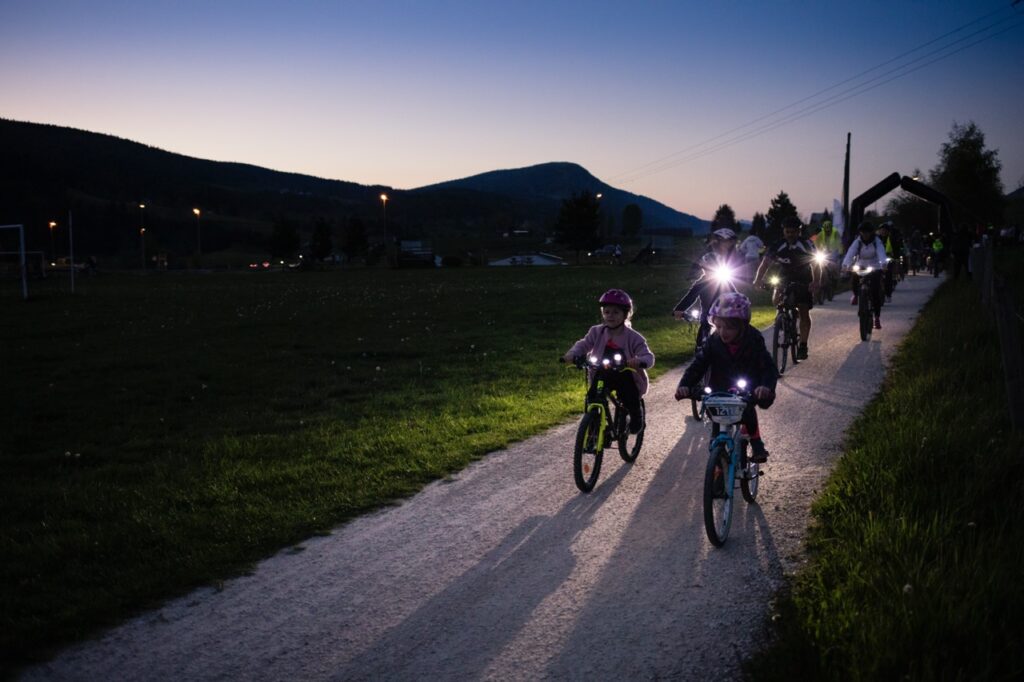 Enjoy Vélos Noctutrne - Samedi 4 mai - Enjoy Vélo Epinal 2024 niveau Très facile 20km